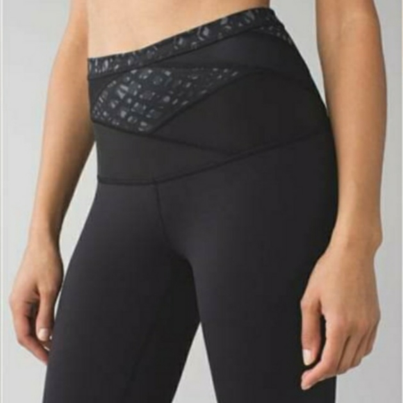 lululemon athletica Pants - Lululemon Sz 2 Wunder Under Hi-Rise Crop 21"